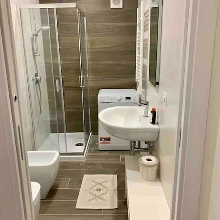 Apartment Mint Appartemento 4 Posti Letto Bari